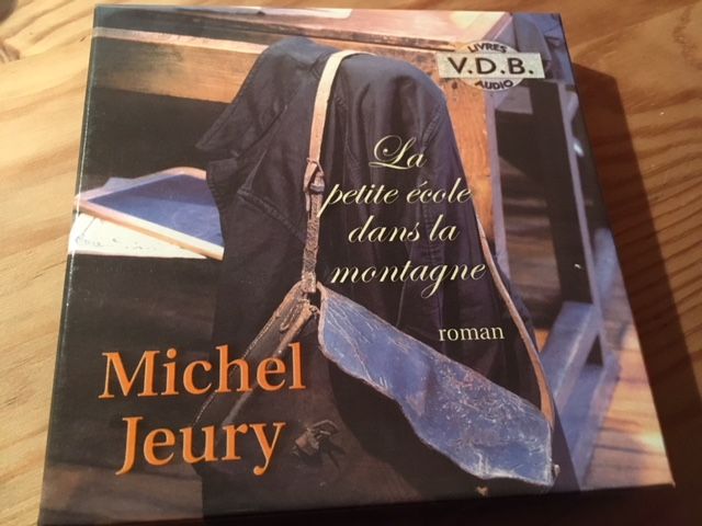 couverture de : La Petite &eacute;cole dans la montagne